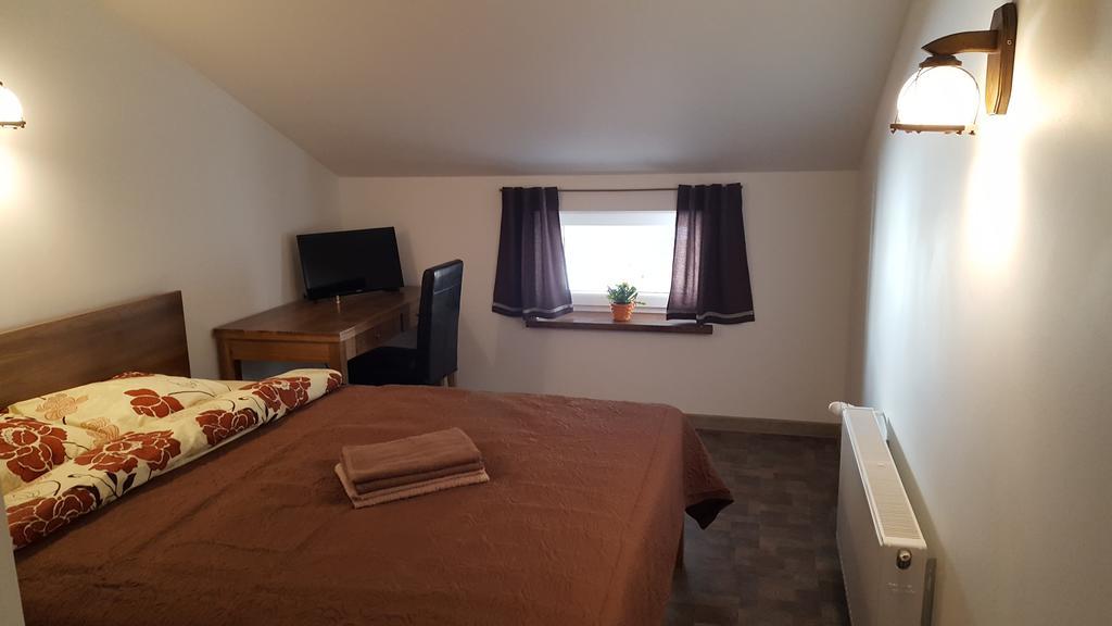 Ventspils Centra Apartamenti Екстер'єр фото