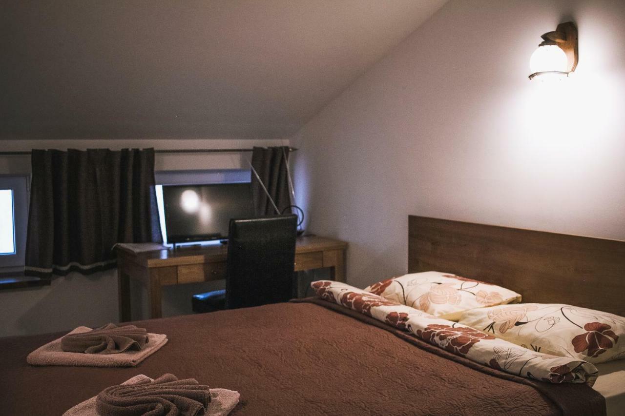 Ventspils Centra Apartamenti Екстер'єр фото